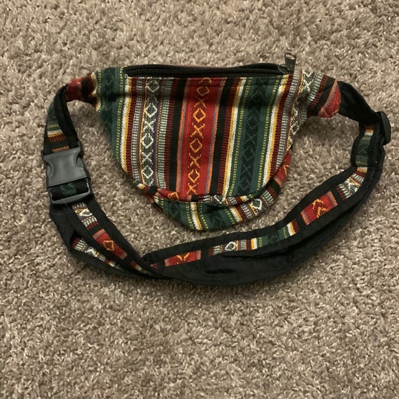 Authentic Handmade Nepalese Made Belt Bag - Picture 4 of 6